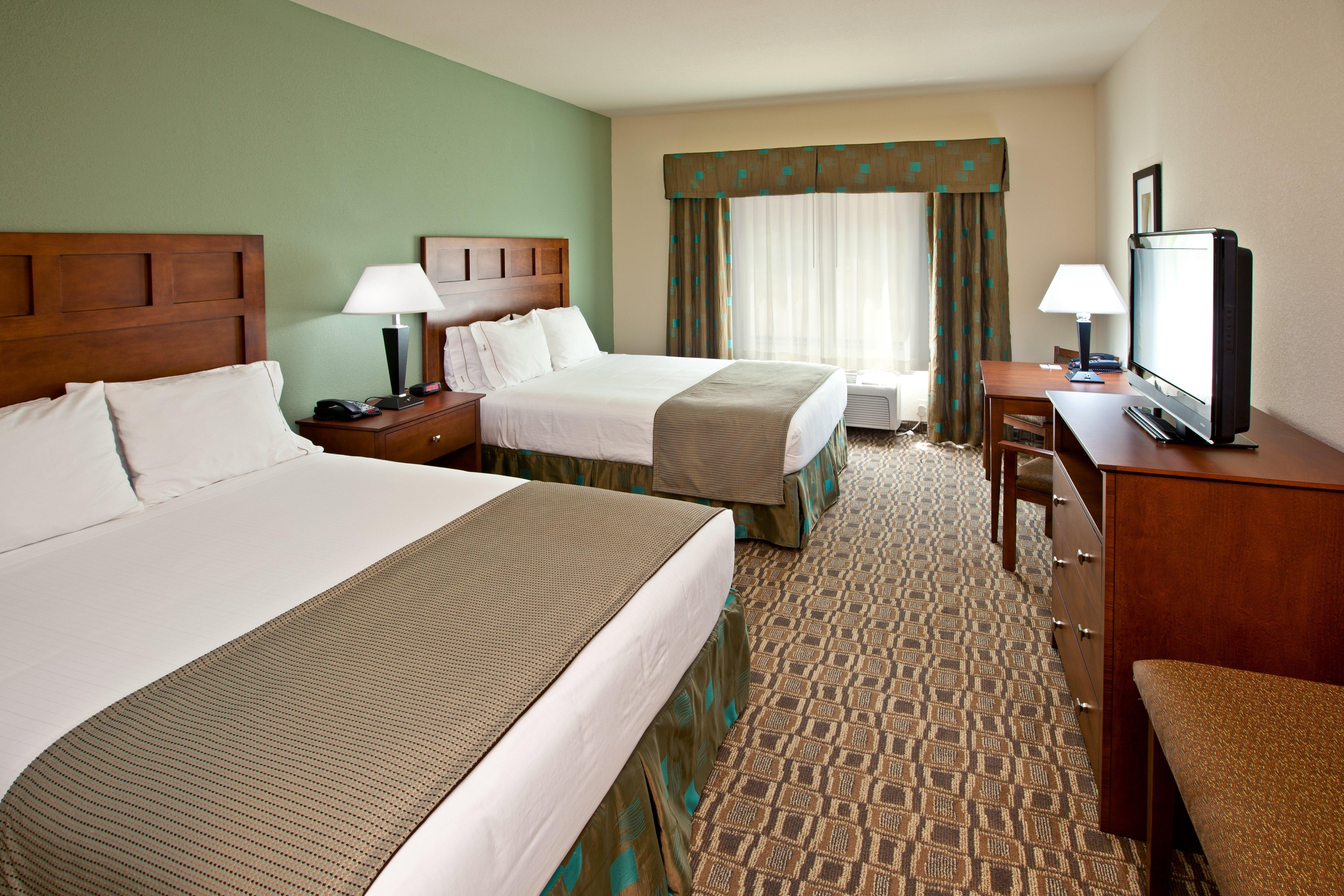 Holiday Inn Express & Suites Ripley By Ihg Exterior photo