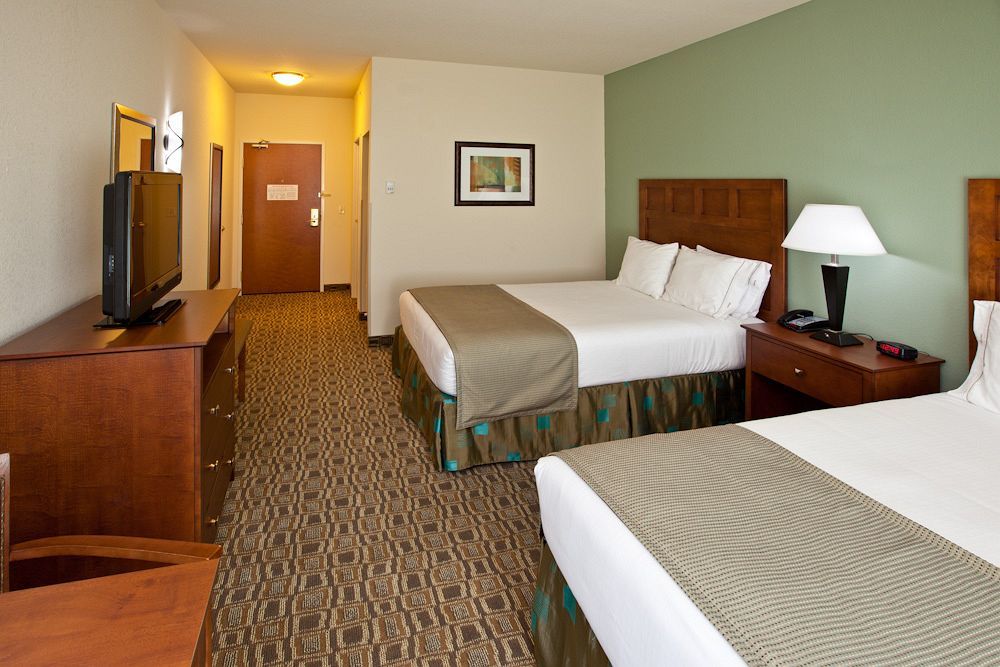 Holiday Inn Express & Suites Ripley By Ihg Exterior photo